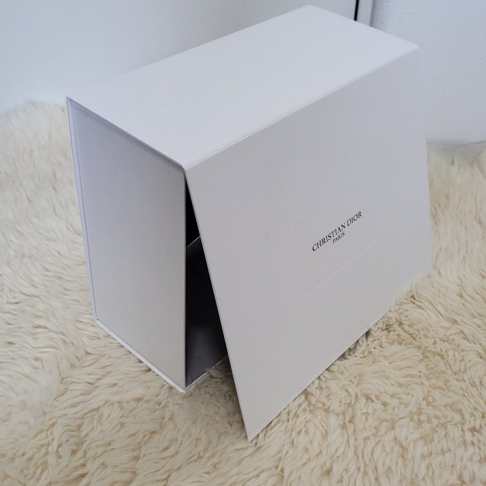CHRISTIAN DIOR CD Empty white gift Box scarf small bag makeup storage home decor - Picture 2 of 6